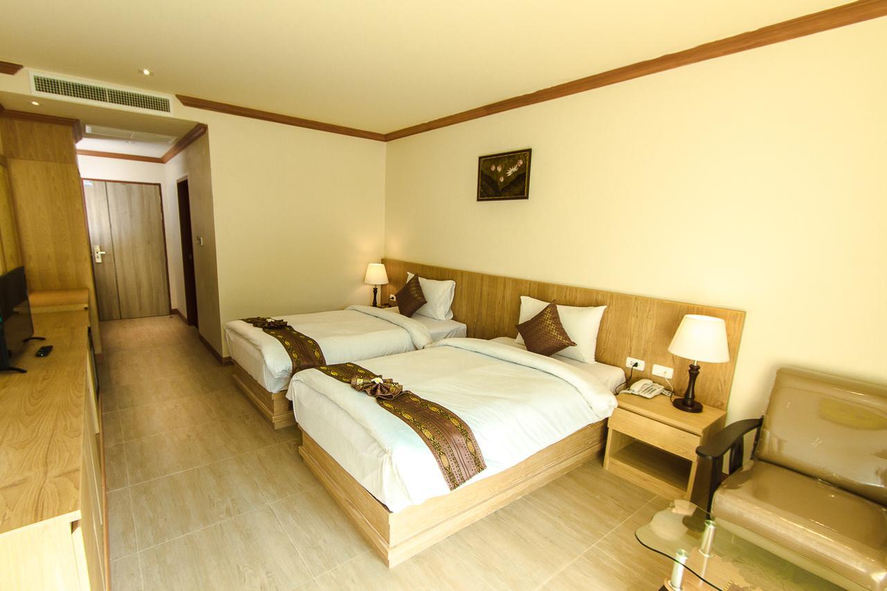 Airport Beach Hotel Phuket - Sha Extra Plus Nai Yang Beach Екстериор снимка